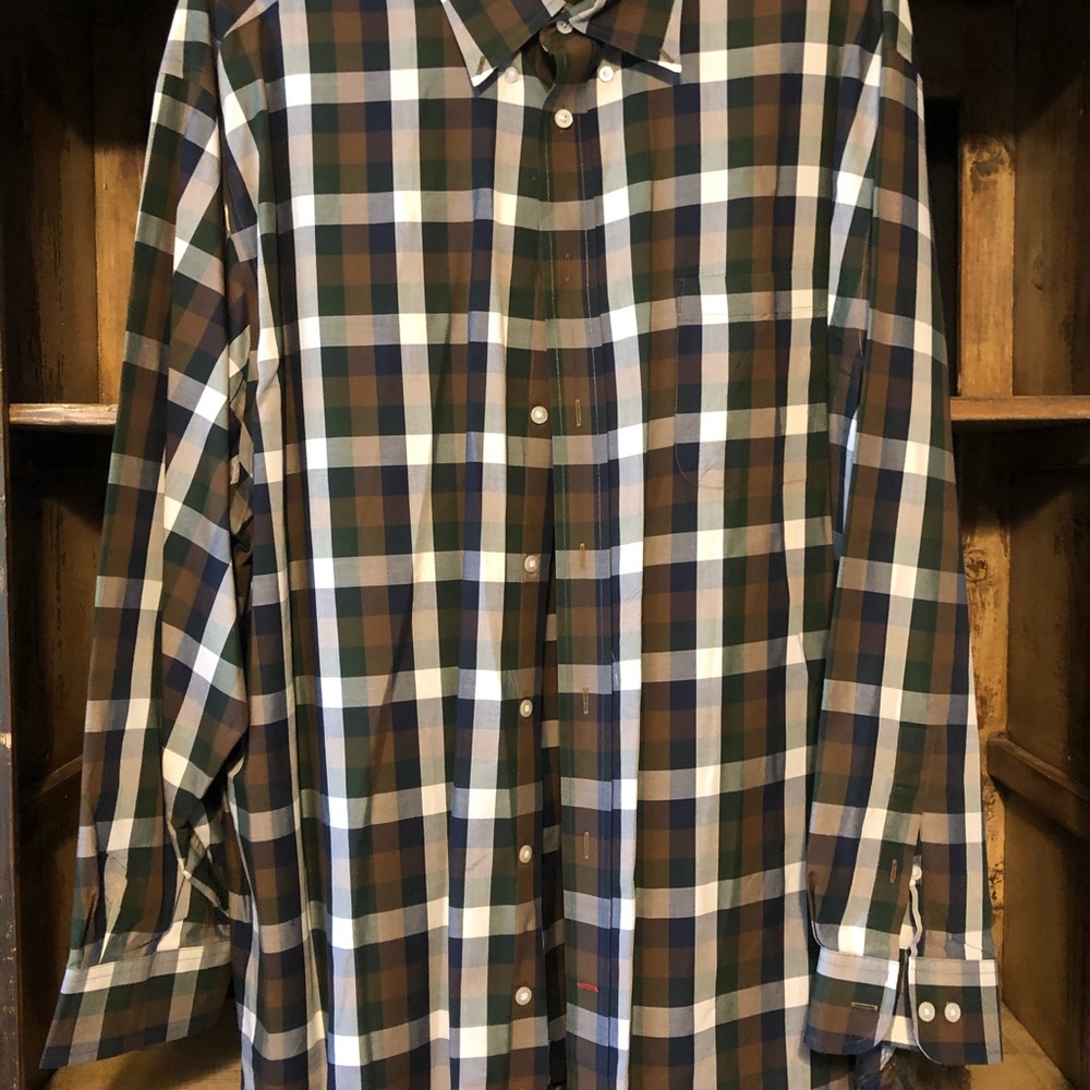Men’s Daniel Cremieux dress shirt